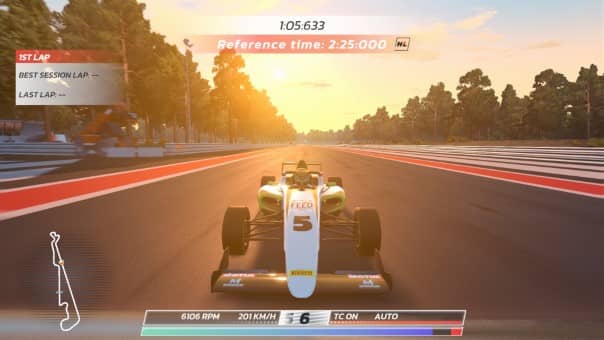 Hot Lap Racing Review