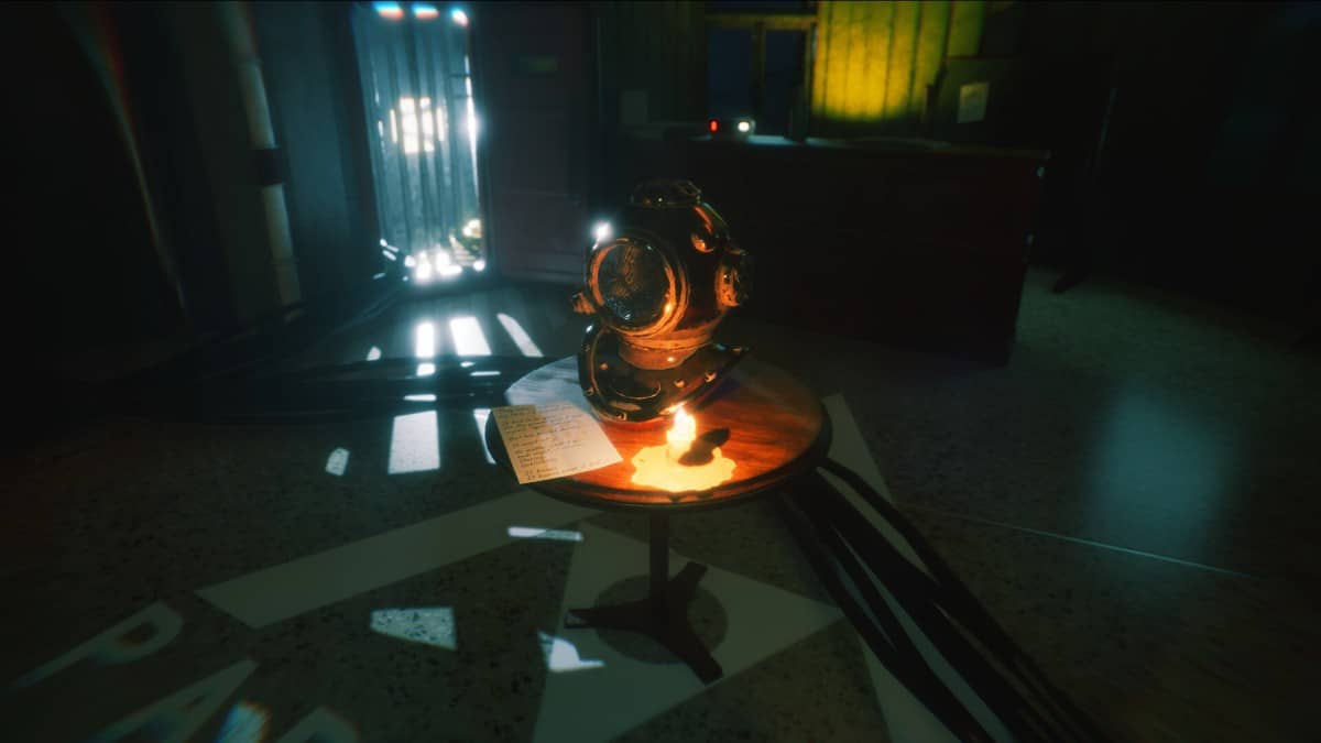 An old deep sea diving helmet resting on a table in P1 Anchor Light’s eerie lighthouse foyer, accompanied by a cryptic note.