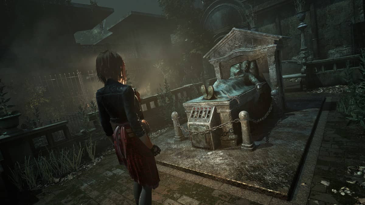 Caroline discovers a key statue in the graveyard of Tormented Souls 2, deepening the mystery of Villa Hess.