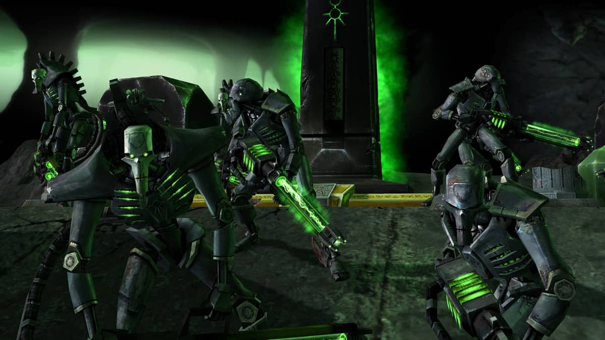 Close-up of Necrons emerging from a glowing portal in Warhammer 40,000: Dawn of War - Definitive Edition.
