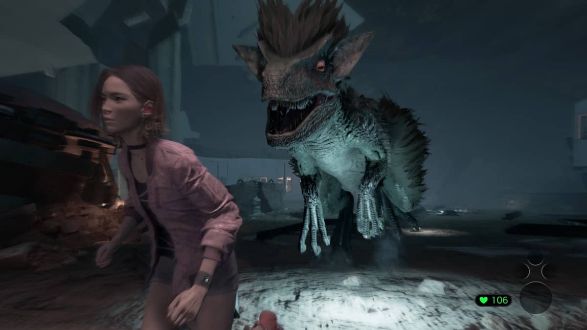 Gert Lush Gaming loses ground to a dinosaur during a high-tension chase in Tokyo Scramble.